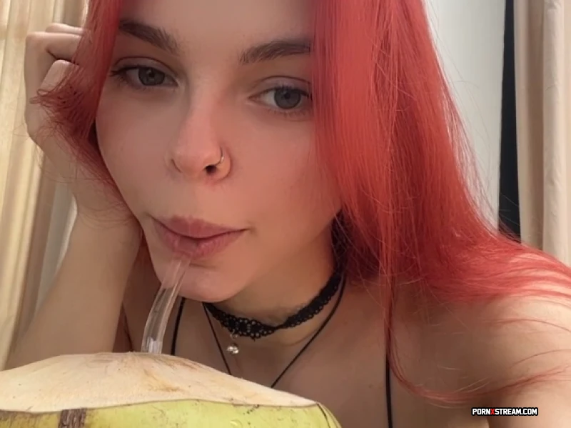 Alterevax OnlyFans Leaked Redhead Teen Loves Coconut Milk PPV
