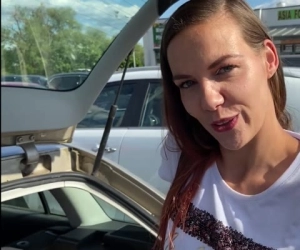 Kathrin Kox - Erster CREAMPIE - Mitten auf dem Parkplatz