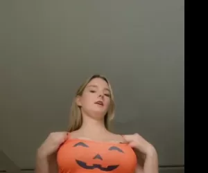 [OnlyFans] TheNicoleT - Halloween Special Video Leaked
