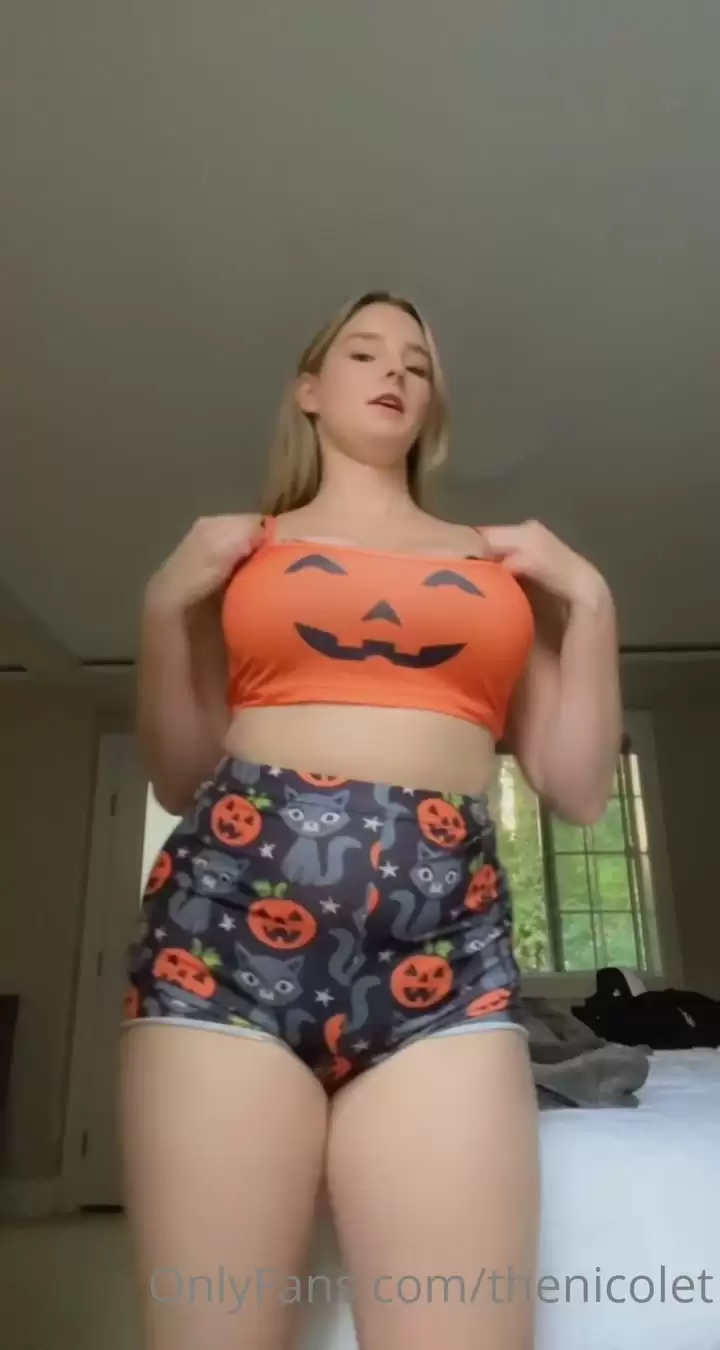 [OnlyFans] TheNicoleT - Halloween Special Video Leaked
