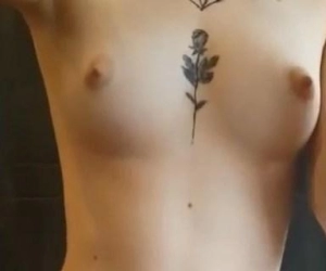 [OnlyFans] Bella Poarch Nude Pussy Masturbation Stream