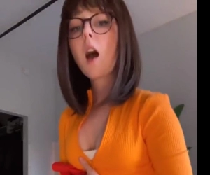 [OnlyFans] Strawberrymilk_xoxo Velma Cosplay Sex Video Leaked