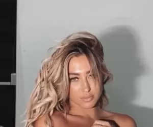 Stefanie Gurzanski, Stefanie Knight  Nude bedroomn twerk OnlyFans Video Leaked